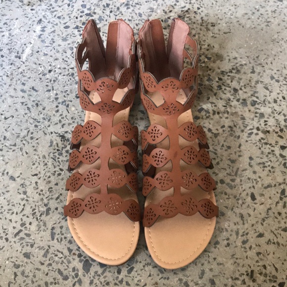 JustFab Shoes - JustFab brown sandals